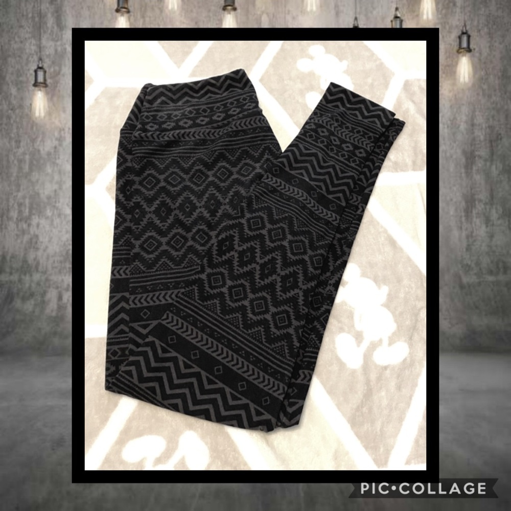 ❤️ 5/$20 Lularoe leggings - OS (one size)